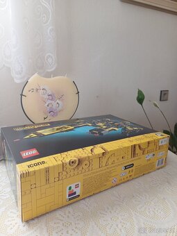 LEGO® ICONS 10355 Blacktron Renegade - 3