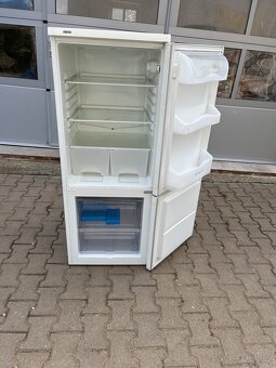 Lednice s mrazákem Zanussi - 3