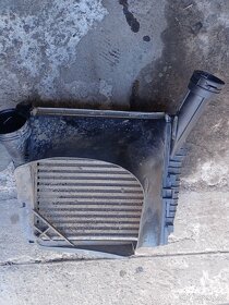 VW Touareg 7P0 chladič turba - 3