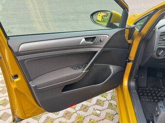 Volkswagen Golf 1.0 TSI 81 kW - 3