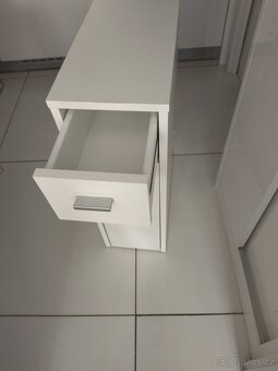 Skřinka - 3