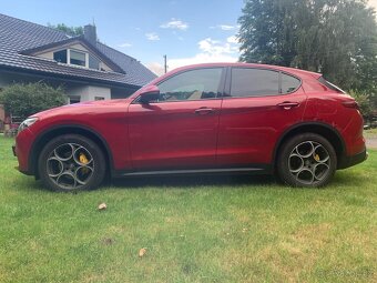 Alfa Romeo Stelvio - 3