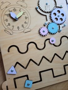 Activity board domeček - 3