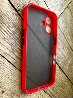 kryt na Apple iPhone 16 - 3