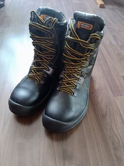 Pracovní zimní obuv zn.PANDA - 3