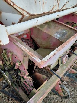 Sazeč brambor Mars 4 řádky - 3