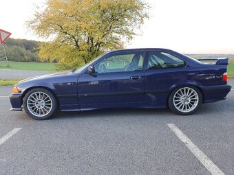 BMW 325i e36 coupe tracktool - 3