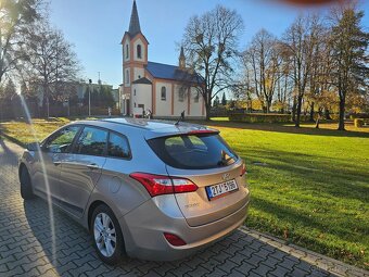 HYUNDAI I30 COMBI 1.6 CRDI 2016 81 kW 95 000 KM NÁJEZD - 3