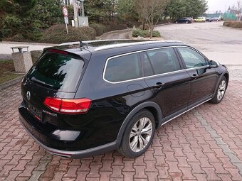 Volkswagen Passat Variant Alltrack 2.0 TDi 12/2016 - 3