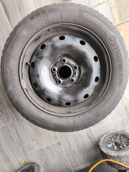 5x114,3 plechové disky s letními pneu - 3