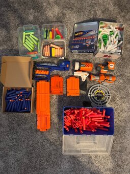 Prodám sbírku Nerf zbraní - 3