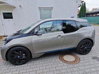 BMW I3, REX, 125kW, r.v.2017, koupeno a servisováno v ČR - 3