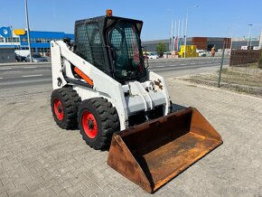 Smykový nakladač Bobcat 863, 2 lžíce uzavřená kabina, UNC - 3