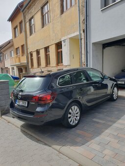 Opel astra J 1,4 COMBI - 3