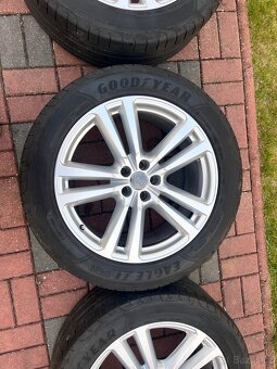 Kola Audi Q7, et 33, letní pneu - 3