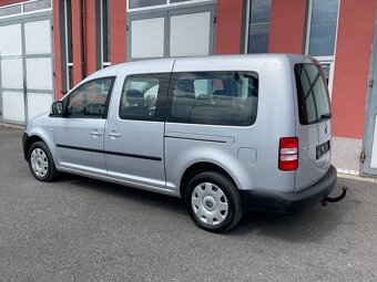 Volkswagen Caddy Maxi 2.0 TDI 7 míst ČR - 3
