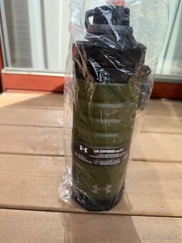 Sportovní láhev Under Armour Offgrid -950ml - 3