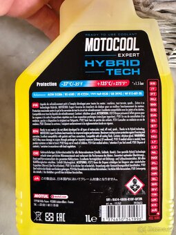 Chladící kapalina Motul - 3