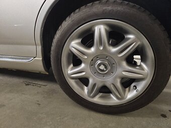 Prodam kola R17 + pneumatiky 255/45 R17 - 3