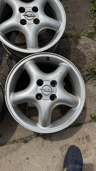Prodalm 4x lité kola Opel 6Jx15 ET49 rozteč 4x100 - 3