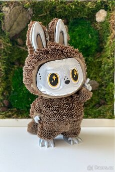 Figurka Labubu - 3
