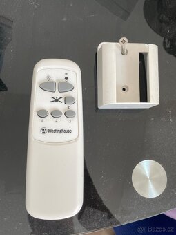 Stropní ventilátor se svítidlem, dalkové ovládání - 3