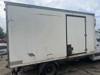 Chladící Izotermická skříň, zadní a boční dveře. - 3