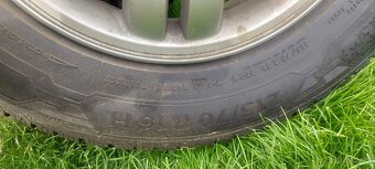 Litá kola Hyundai se zimními pneu - 3