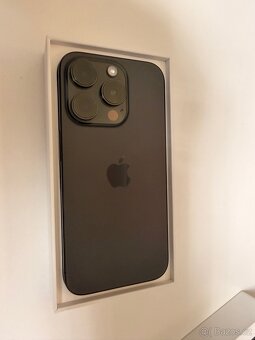 iPhone 15 Pro Black Titanium 256GB - 3