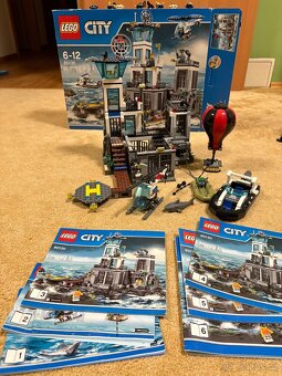 Lego City 60130 Vězení na ostrově - 3
