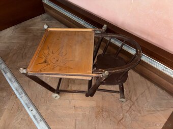 Starožitná dětská skládací stolička stoleček - 3