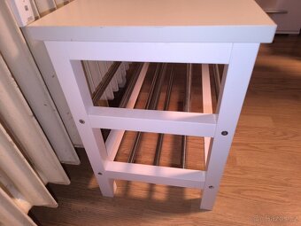 Botník / lavice na boty – bílý s kovovými tyčemi - 3