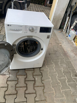 prodám pračku se sušičkou LG - 3