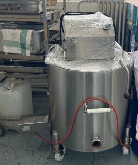 Glycerinový kotel s vrchním míchadlem - 3