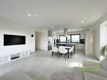 Prodej RD 5+kk,127m2 se zahradou 932m2 v Kralupech nad Vltav - 3