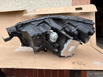 Mazda CX 30,pravé světlo Full Led,TOP stav,W5553 - 3
