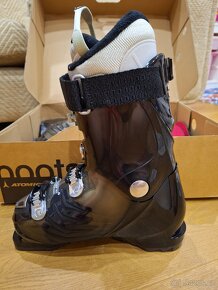 Nove damske Atomic lyzaky Hawk 80 vel. 25.5 - 3