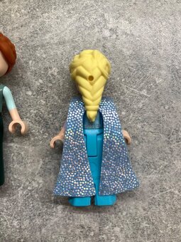 LEGO® Disney 43172 Elsa a její kouzelný ledový palác - 3