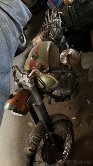Ducati 160 - 3