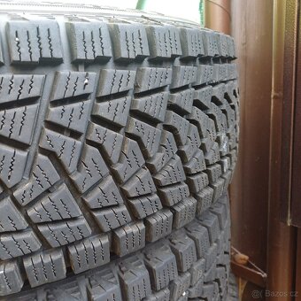 Pneu225/65/17 - 3