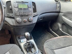 Hyundai i 30 1.4 80kw r.v 2012 - 3