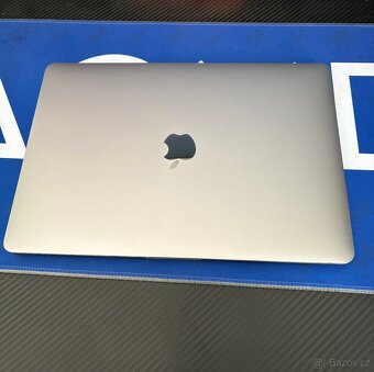 MacBook Pro - 3