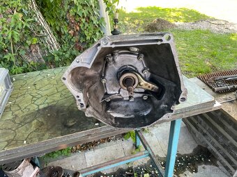 Lada VAZ 1200 převodovka - 3