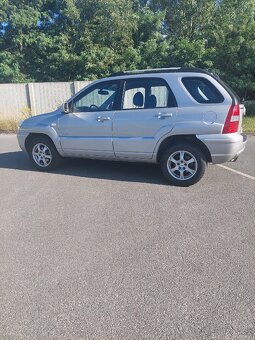 Kia Sportage 2.0 CRDI 4X4 najeto 148 000km - 3