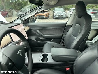 Tesla 3 Long Range  Faceliftová verze  03.2021 - 3