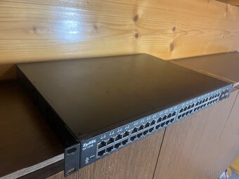 ZyXEL GS-1548 | 48portový gigabitový switch - 3