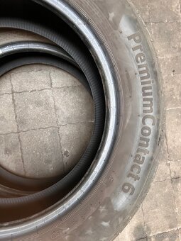 Continental 205/55R16 - 3