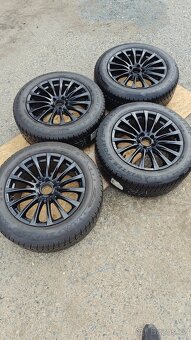 Na prodej: 18" ALU kola – PCD 5x112 s pneu Dunlop Winter Sp - 3