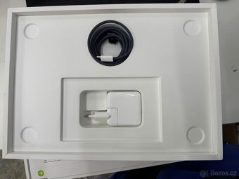 MacBook Air 13 M3 16GB/256 Jako Nový - 3