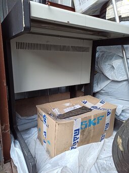 Pracovní stůl,  ponk - dva kusy - 3